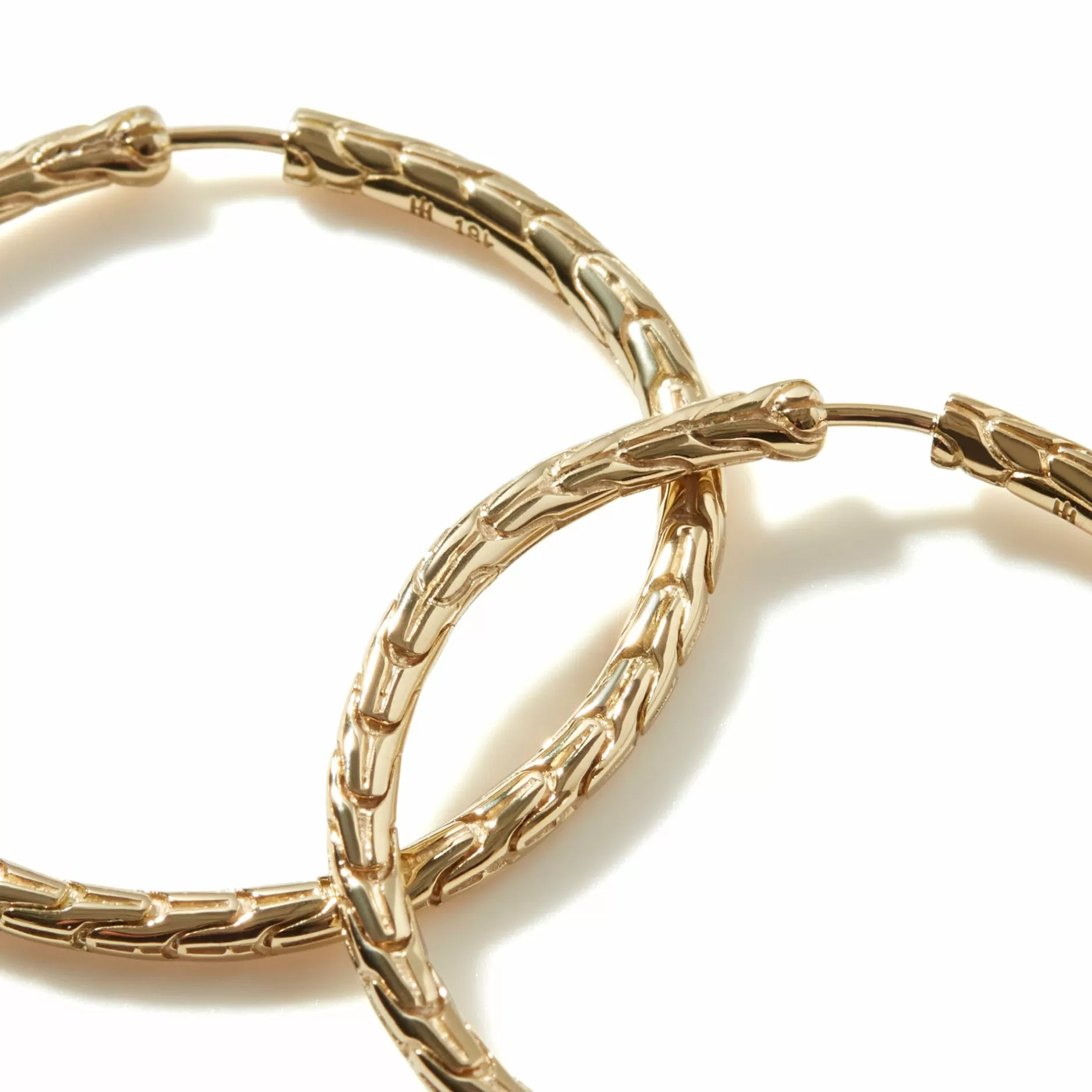 Carved Chain Hoop Earring, Gold^John Hardy Best