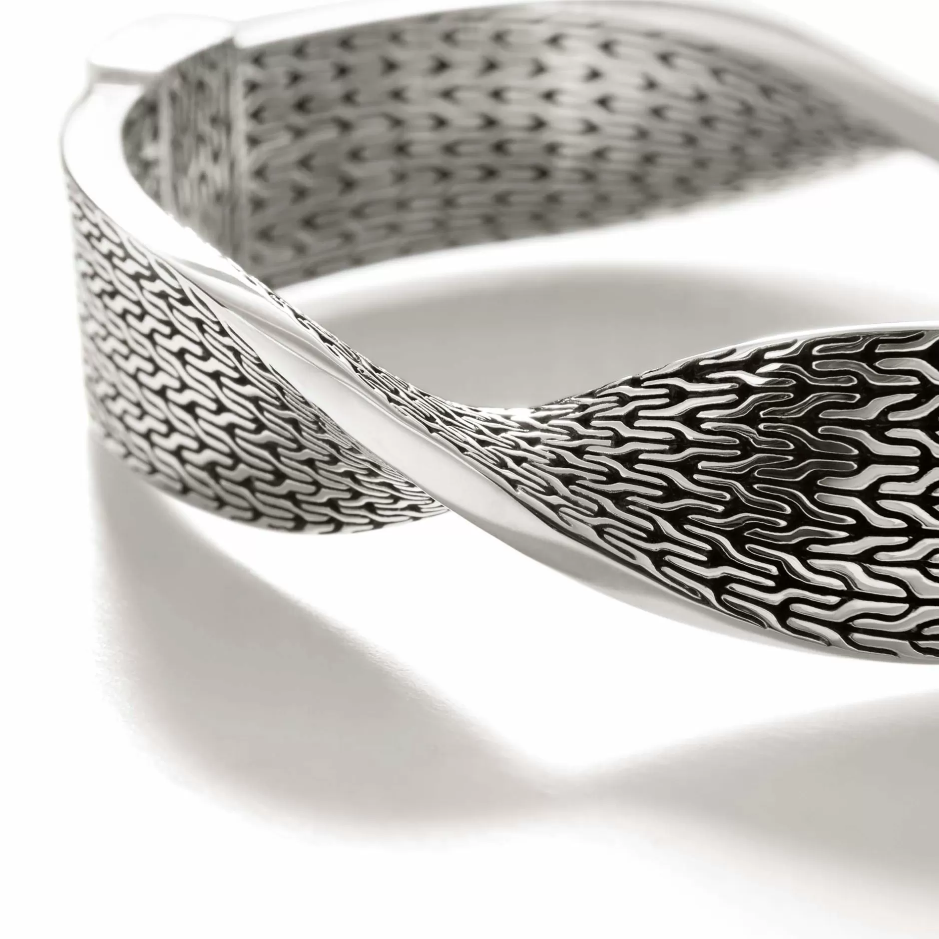 Carved Chain Twisted Bangle, Sterling Silver^John Hardy Hot